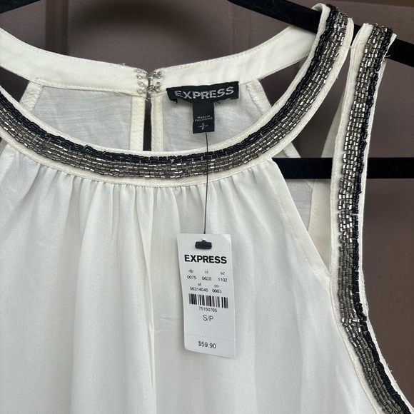 NWT Express White and Black Beaded Trim Sleeveless Blouse - Picture 2 of 3